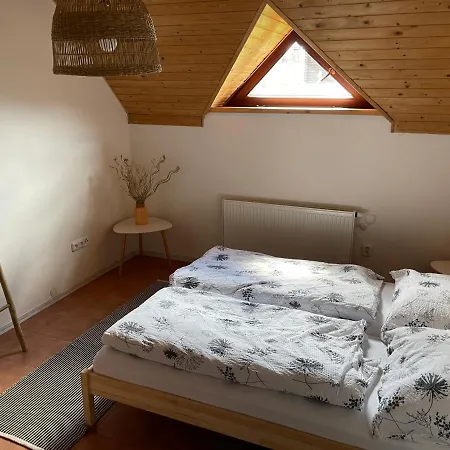 Apartment Vceli Mirda Pirda