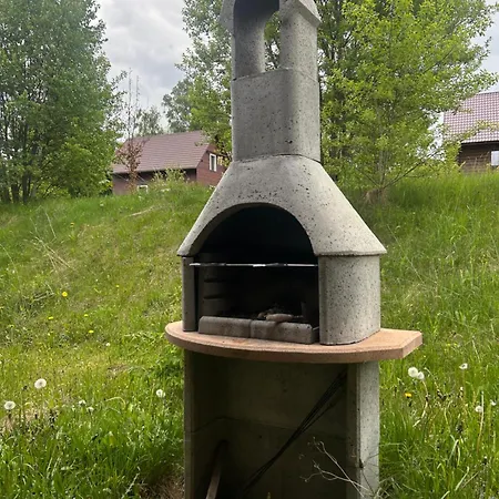Včelí Mirda Pirda Apartamento