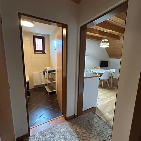 Apartamento Včelí Mirda Pirda *
