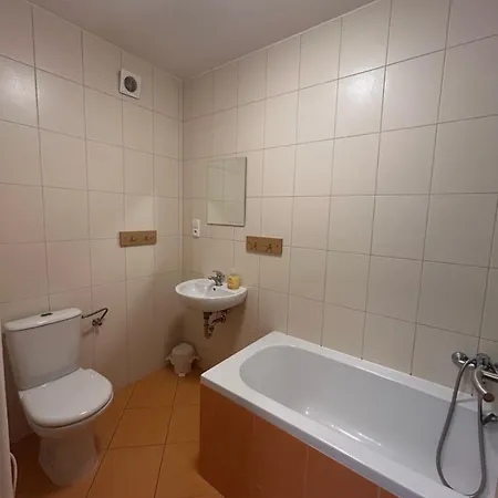 Vceli Mirda Pirda * Dolní Moravice