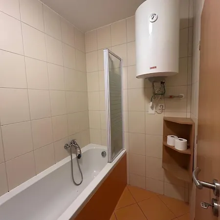 Apartamento Včelí Mirda Pirda